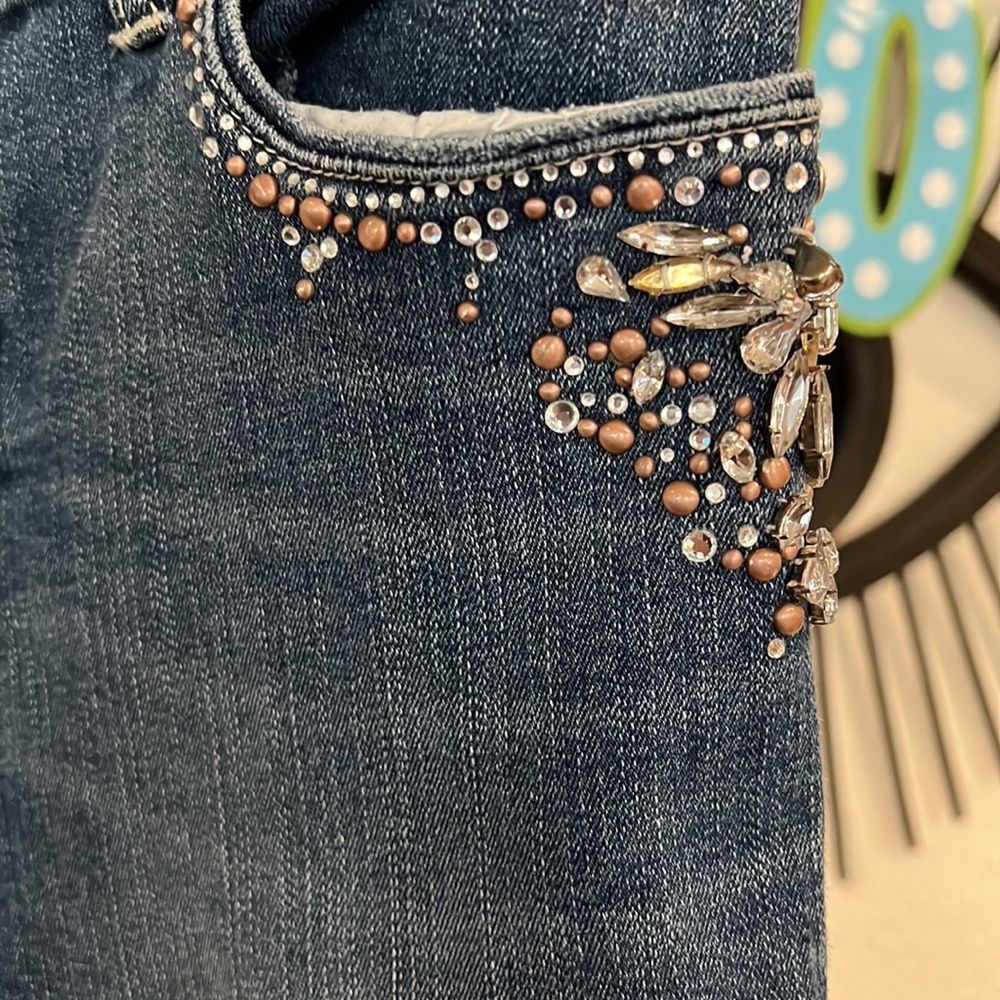 WHBM BEDAZZLED‎ JEANS - Picture 2 of 5